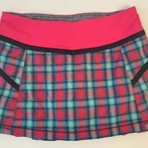 LULULEMON SKIRT - SIZE 6 - Exc Cond
